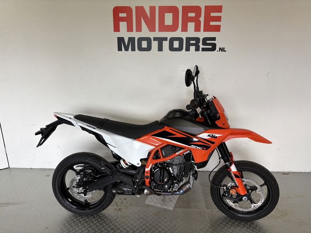 125 SMC-R A1 rijbewijs, Motoren, Motoren | KTM, Bedrijf, SuperMoto