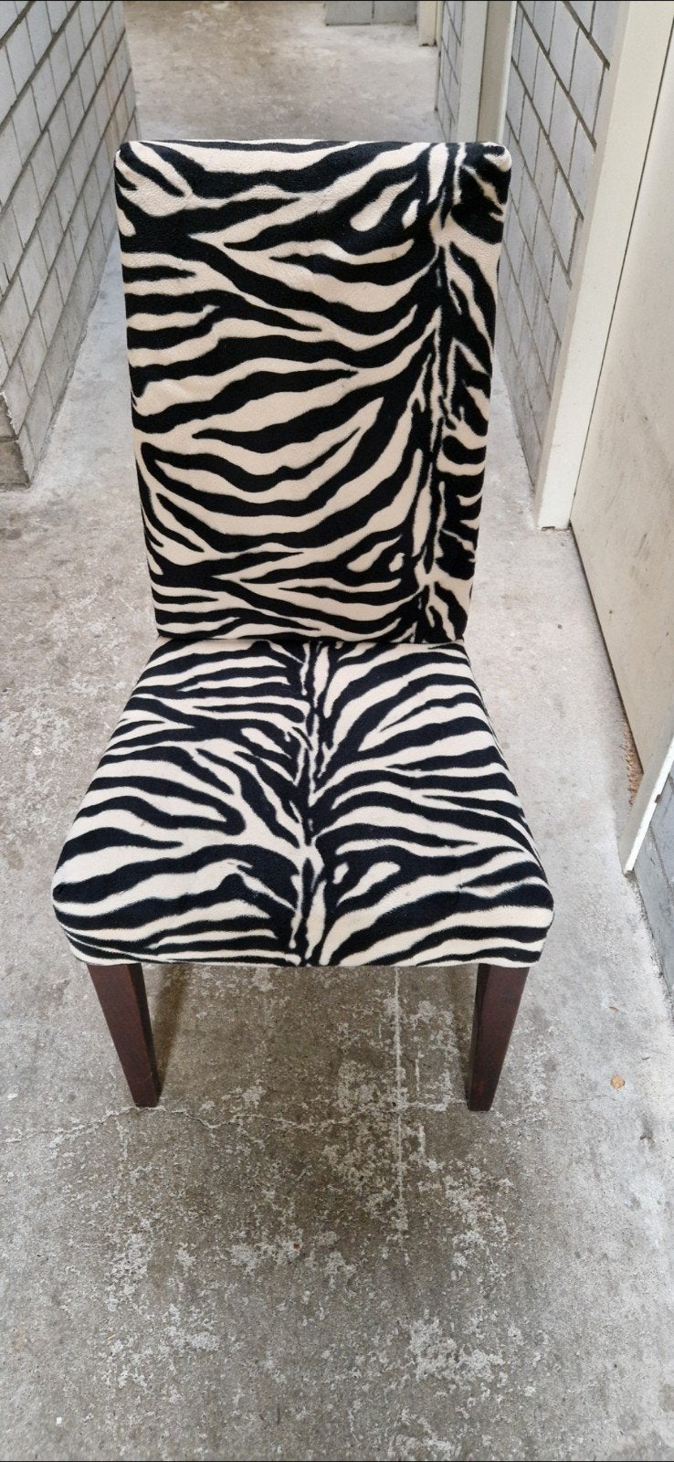 4 Eettafelstoelen met zebraprint, Huis en Inrichting, Stoelen, Ophalen, Gebruikt, Vijf, Zes of meer stoelen
