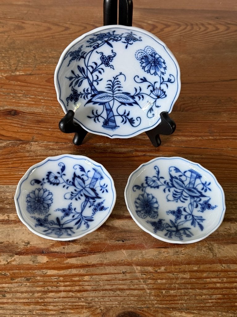 3 Schaaltjes / bordjes - porseleinen gemerkt MEISSEN, Ophalen of Verzenden