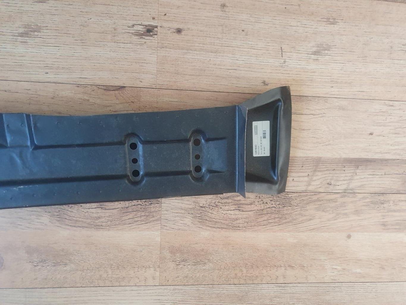volvo 240 265 radiatorbalek -1984 no 9030230 nieuw, Ophalen, Voor, Nieuw, Volvo
