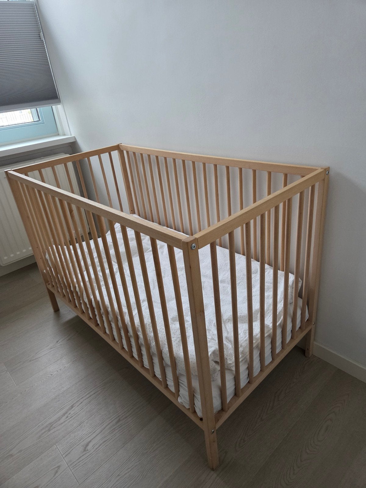 Ledikant met Aerosleep matras 60x120, Ophalen, Gebruikt, Rechthoekig, In hoogte verstelbaar