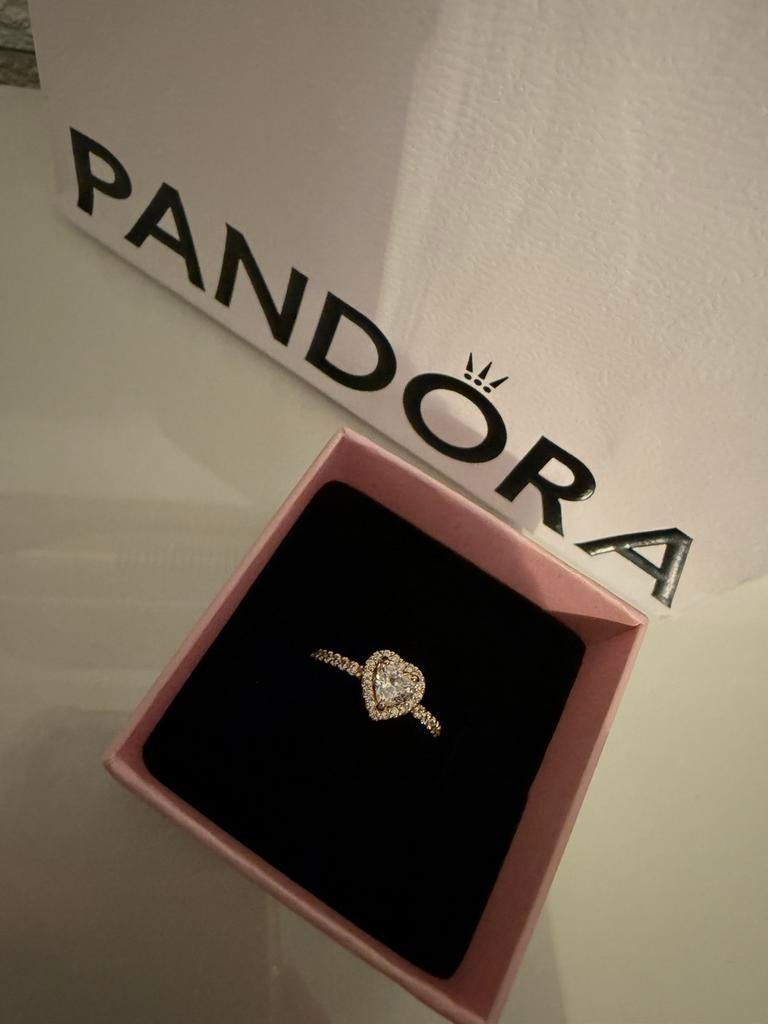 Pandora ring, Pandora, Ophalen of Verzenden, Zo goed als nieuw, 1 bedel