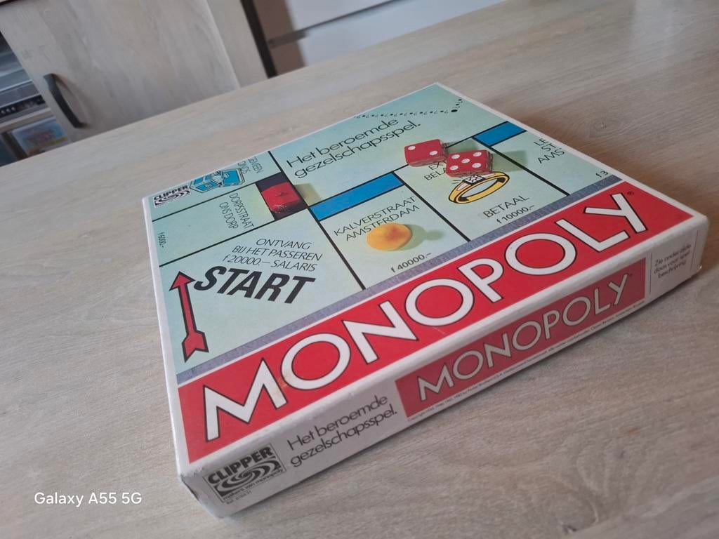 Monopoly - Het beroemde gezelschapsspel (Vintage), Postbus 3009, 3502 GA Utrecht, Gebruikt, Clipper, Vijf spelers of meer