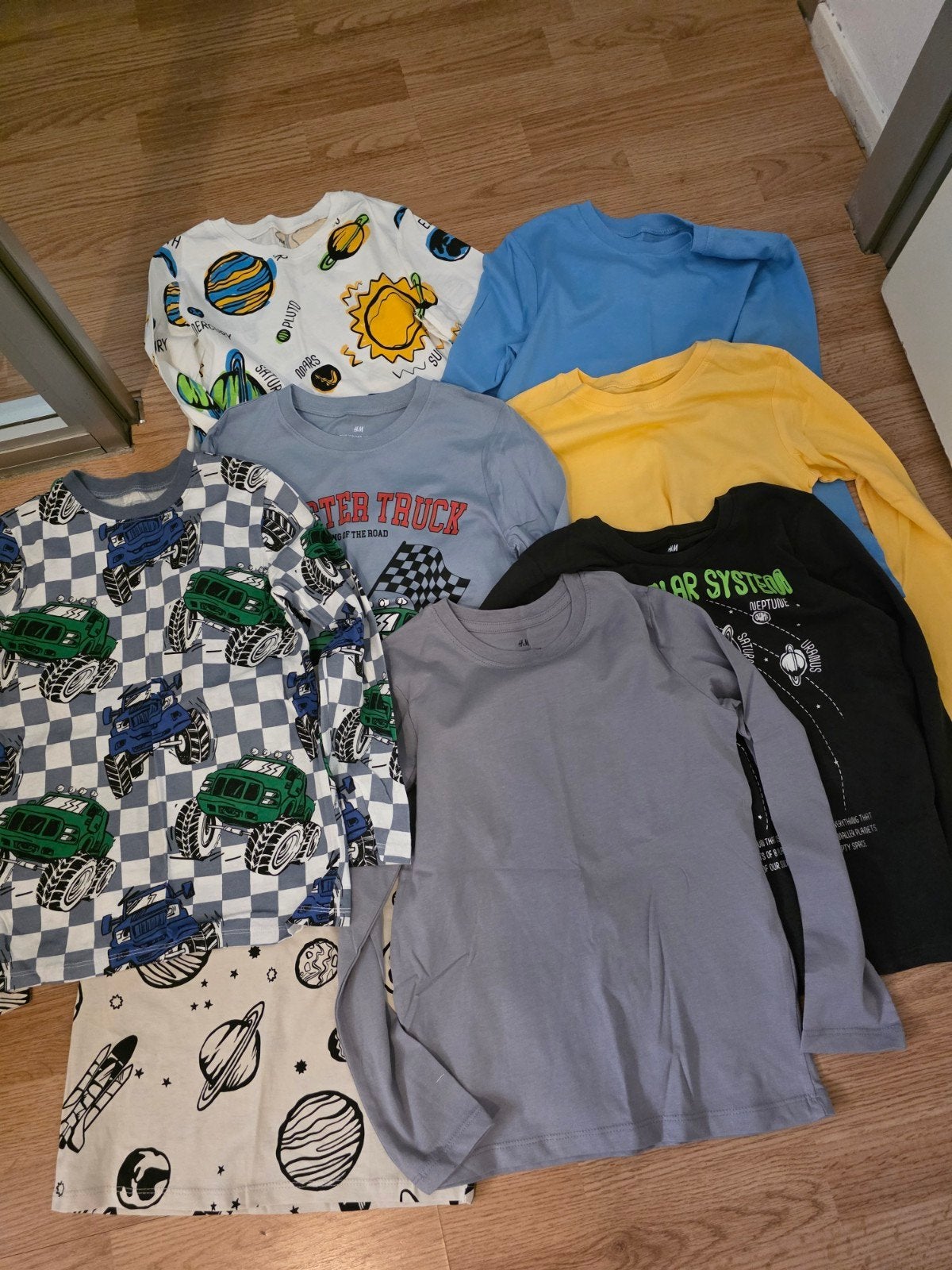 longsleeve T-shirt van H&M maat 122-128 Nieuw!!, Ophalen of Verzenden, Nieuw, Maat 128