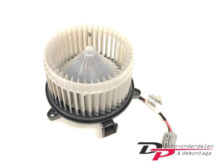 Kachel Ventilatiemotor van een Opel Meriva