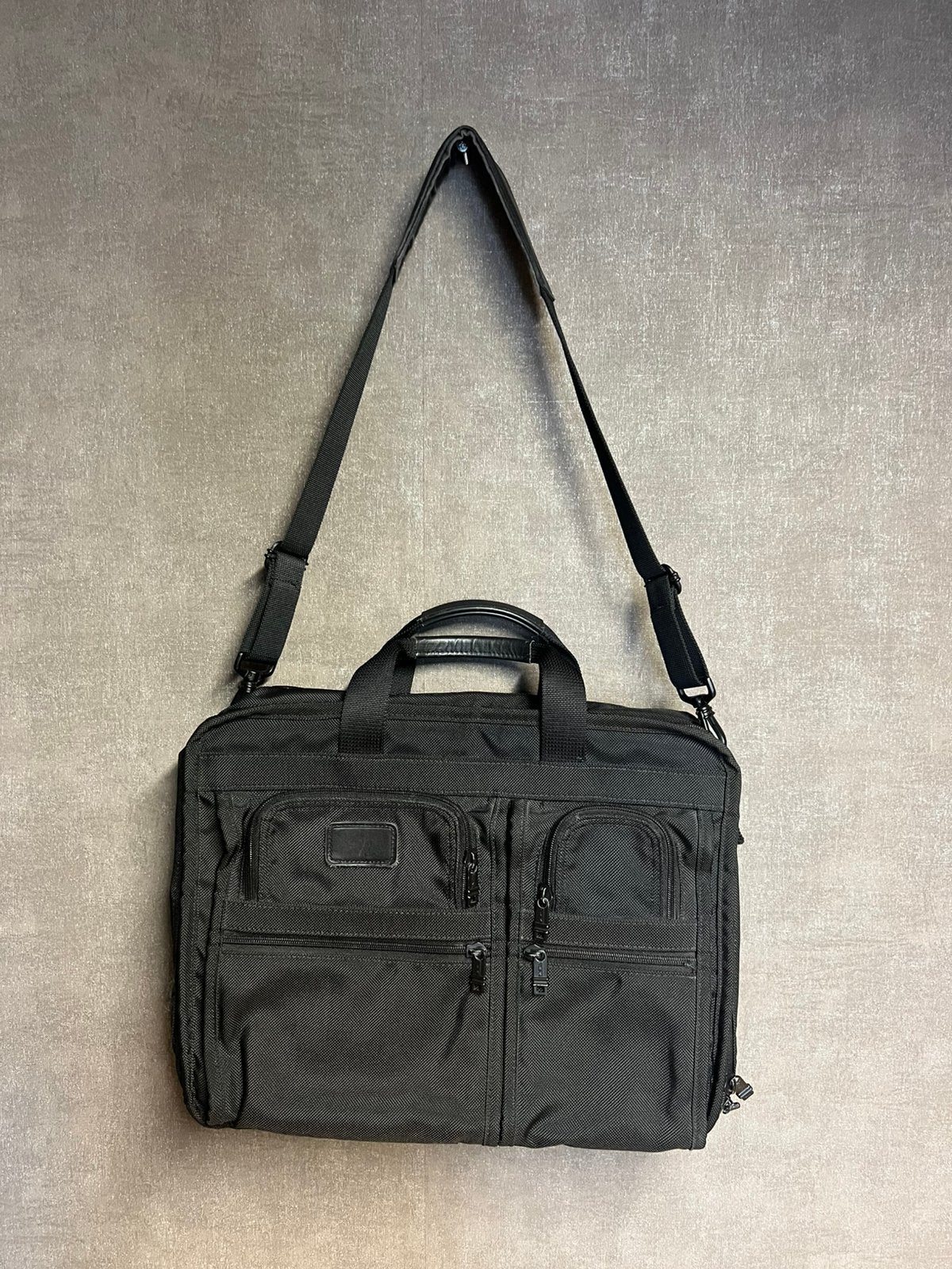 Tumi alpha expandable organizer briefcase made in USA, Computers en Software, Laptoptassen, Ophalen of Verzenden, Zo goed als nieuw