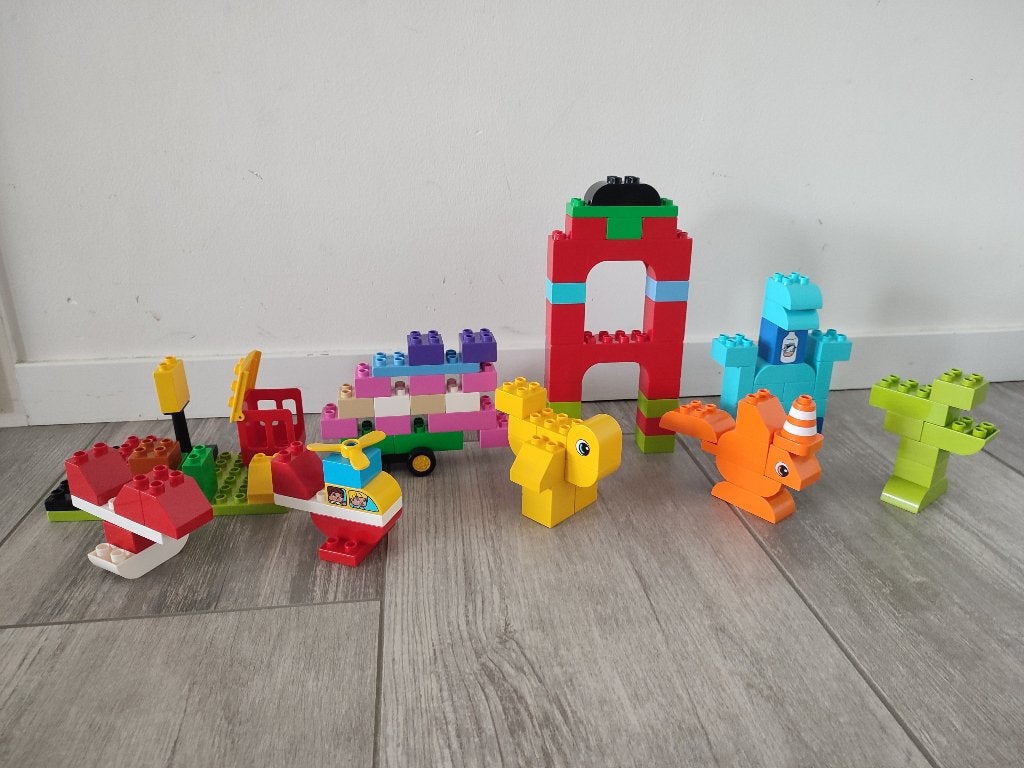 100 stuks duplo, Kinderen en Baby's, Speelgoed | Duplo en Lego, Overige thema's, Ophalen of Verzenden, Zo goed als nieuw, Duplo