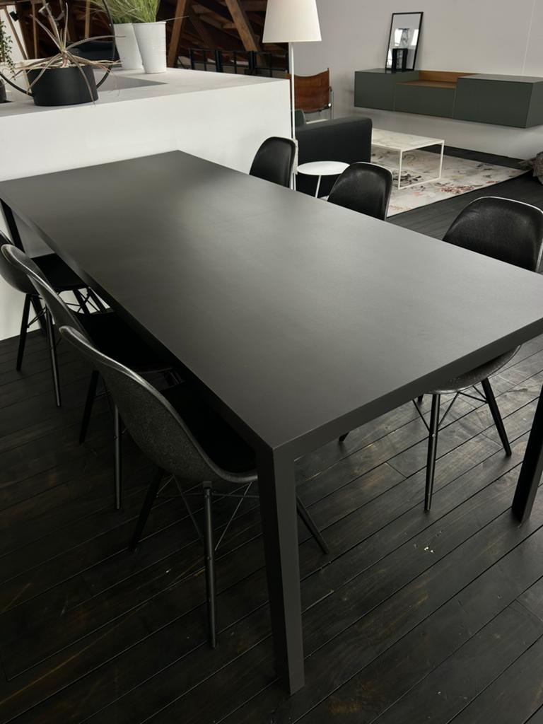 Metaform K1 eetkamertafel nieuw, Huis en Inrichting, Tafels | Eettafels, Ophalen, 50 tot 100 cm, Rechthoekig, Nieuw
