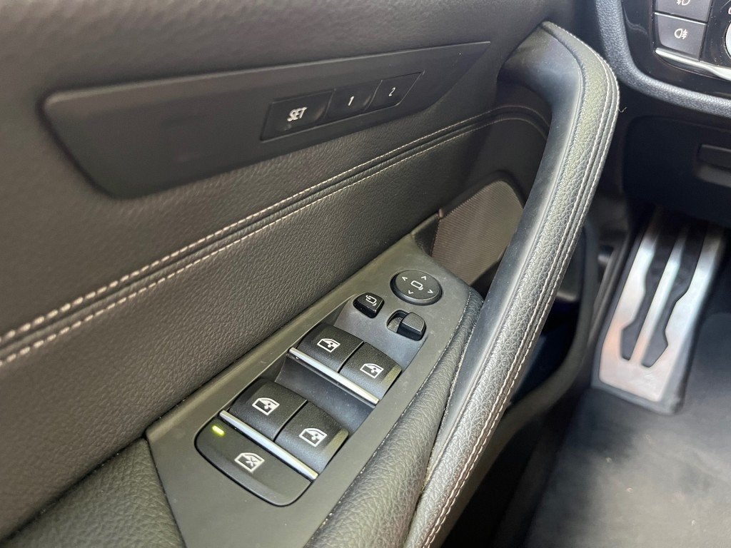 Foto 18 van Bmw 5-SERIE TOURING 520I HIGH EXECUTIVE / SCHUIFDAK / LEDER