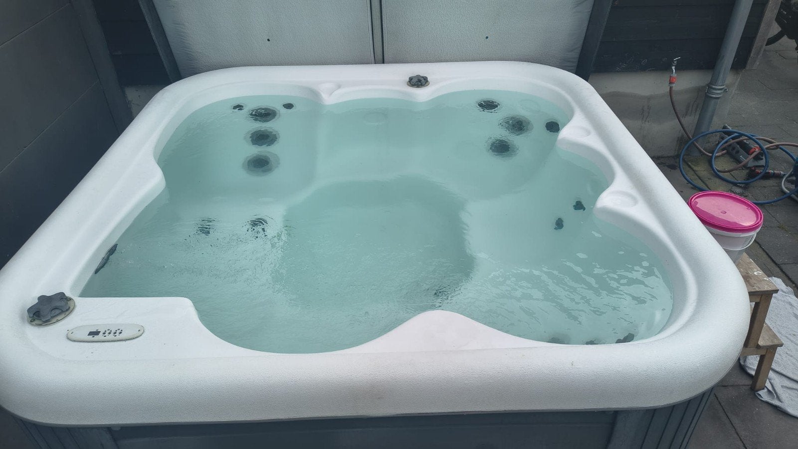 Massage Badkuip / Jacuzzi SKT888G, Ophalen, Gebruikt, Filter, Vast