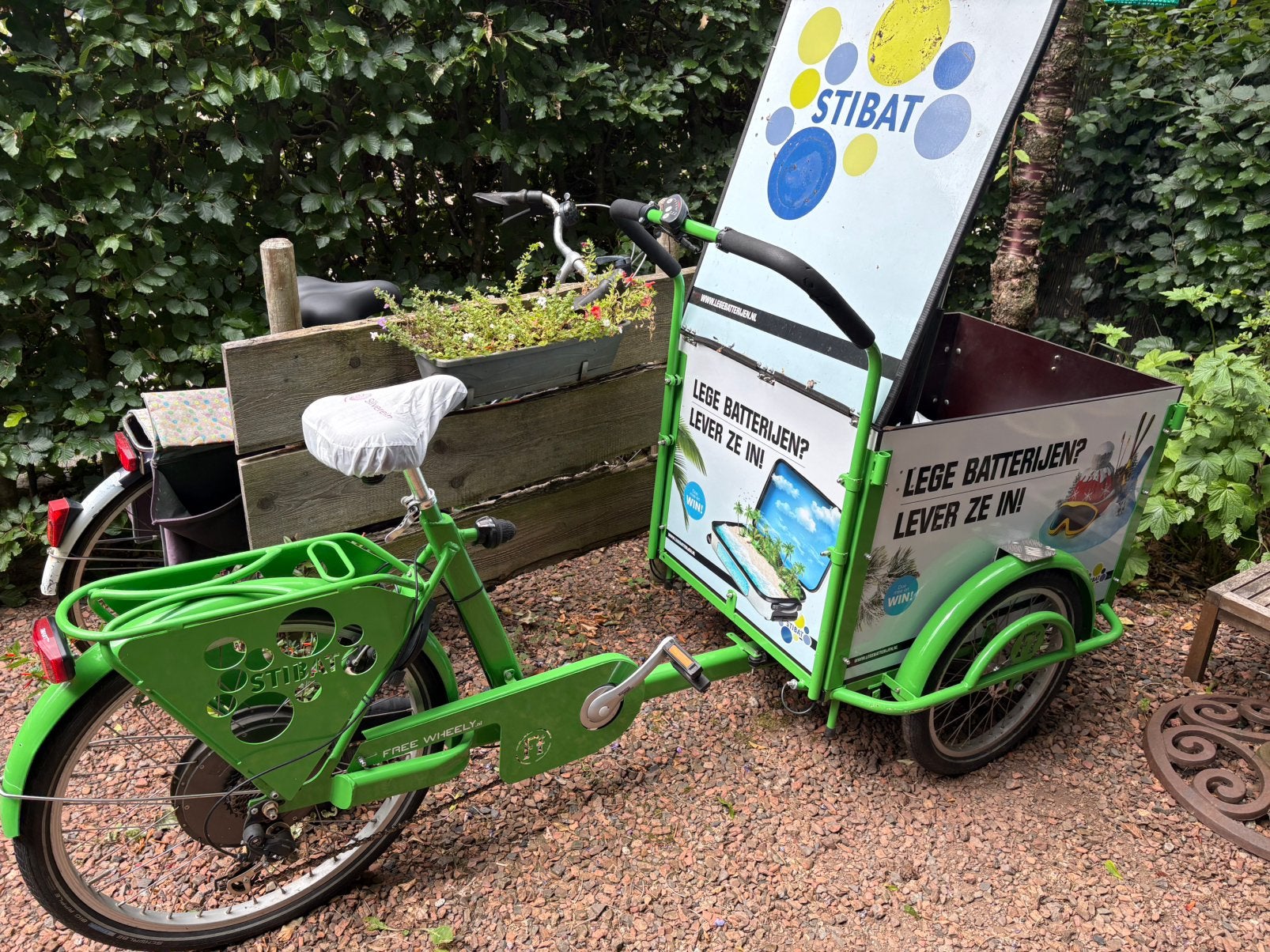 Bakfiets freewheely, Goederen, Elektrisch, Zo goed als nieuw, Ophalen