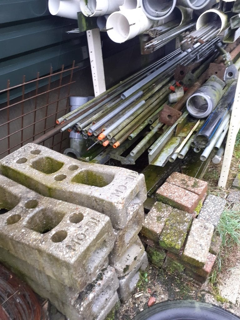 Overige ijzeren staven + betonblokken, Ophalen, Gebruikt, IJzer