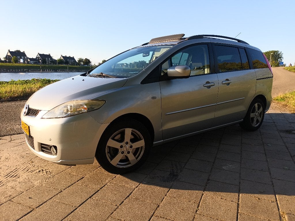 Nette Mazda 5 1.8 | MPV | 7p | zilver | schuifdak | trekhaak, Auto's, Mazda, 1370 kg, 4 cilinders, 7 stoelen, Origineel Nederlands