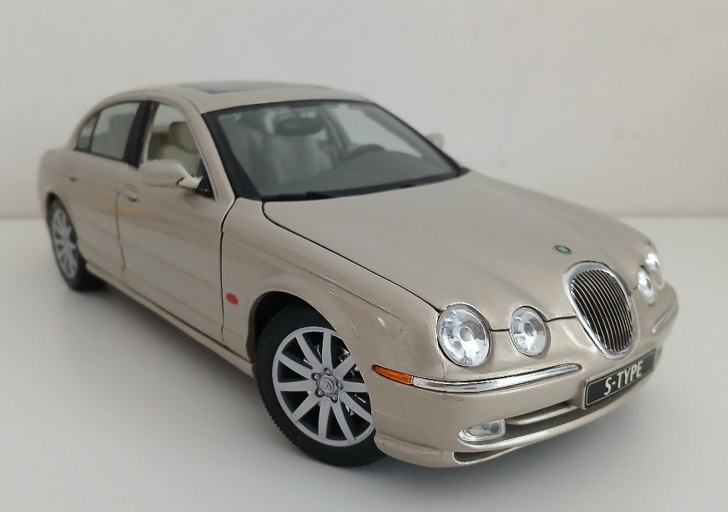 Jaguar S-Type 1:18, Hobby en Vrije tijd, Modelauto's | 1:18, Ophalen, Zo goed als nieuw, Auto, Maisto