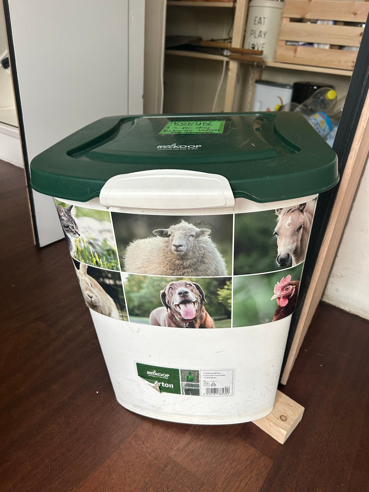 VOERTON - 36 liter (gevuld met konijnenbiks), Dieren en Toebehoren, Ophalen, Knaagdier of Konijn