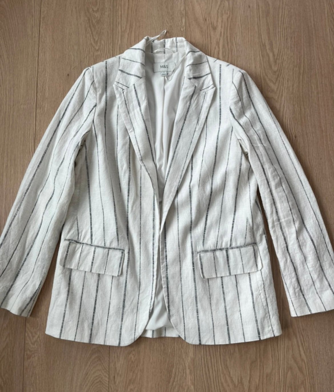 Linen suit, Ophalen, Zo goed als nieuw, Maat 46/48 (XL) of groter