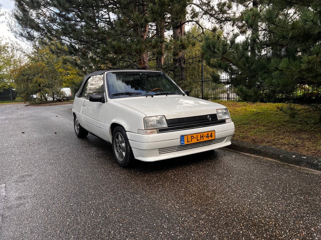 Renault 5 1.4 GTS S6 1987 Wit, Voorwielaandrijving, Stof, 750 kg, 4 cilinders