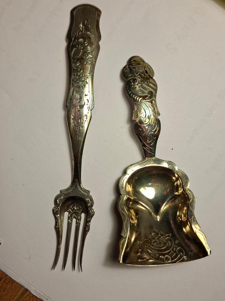 Zilveren theeduimpje en vorkje uit 1850-1860 2e gehalte, Antiek en Kunst, Antiek | Bestek, Ophalen of Verzenden