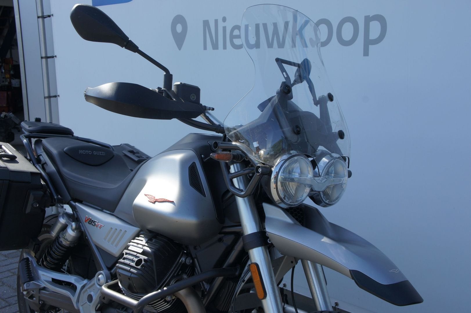 MOTO GUZZI V 85 TT (bj 2020) 11,959 km, 853 cc, 2 cilinders, Motorrijbewijs A, Bedrijf
