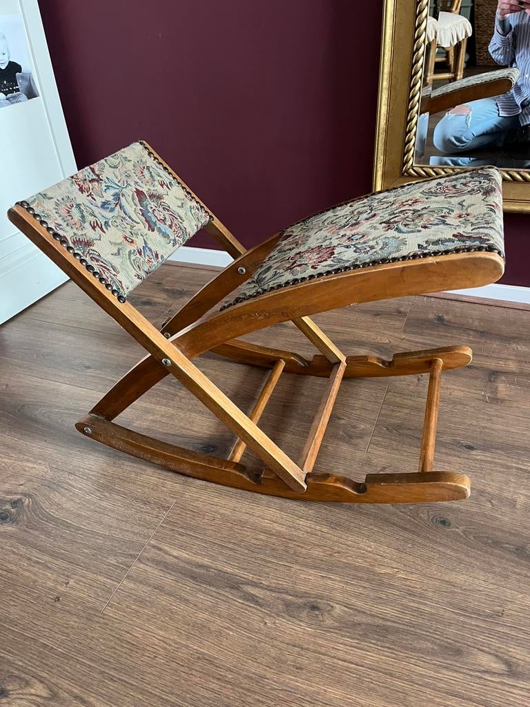 Vintage voetenbankje, Huis en Inrichting, Banken | Voetenbanken en Poefen, Ophalen, Minder dan 50 cm, Vintage, Zo goed als nieuw