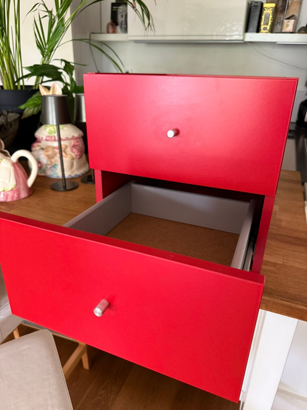 Rode kallax kubus met twee lades, Huis en Inrichting, Kasten | Boekenkasten, Ophalen, Overige materialen, Minder dan 50 cm, Zo goed als nieuw