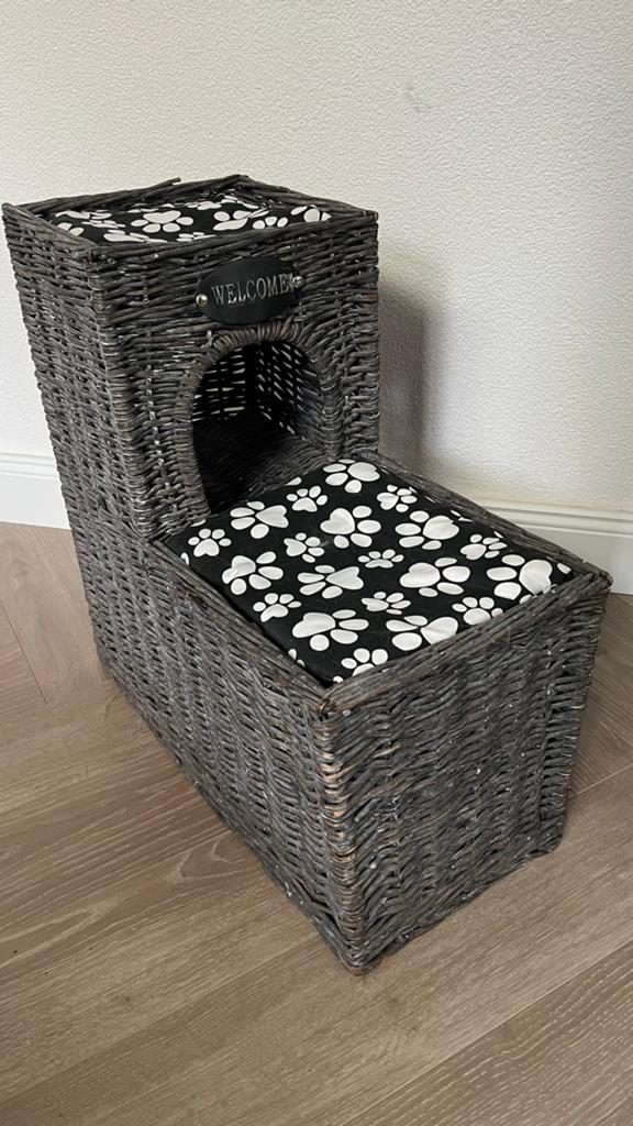 Kattenmand / kattenhuis gebruikt, Ophalen, Gebruikt, Riet