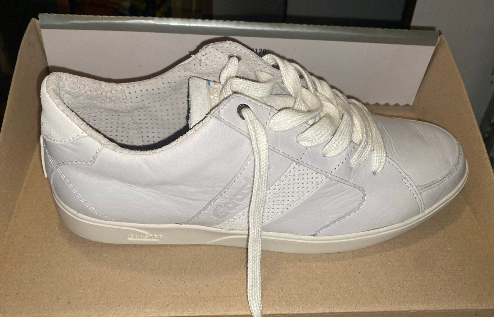 Gaastra off white sneakers z.g.a.n. mt 43, Ophalen, Zo goed als nieuw, Wit