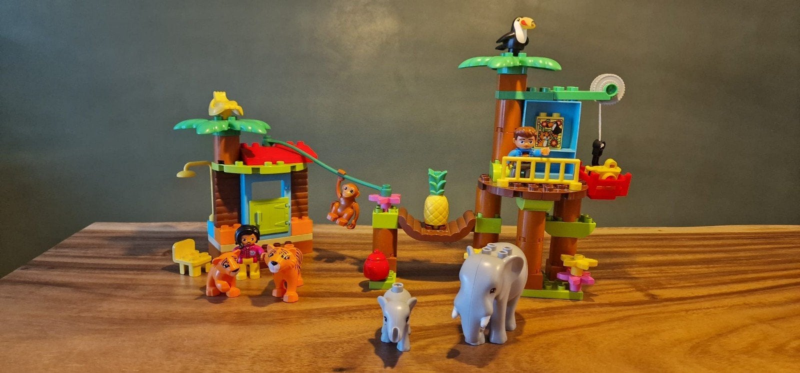 Lego Duplo Tropisch Eiland Avontuur (10906), Kinderen en Baby's, Gebruikt, Overige thema's, Ophalen of Verzenden, Duplo