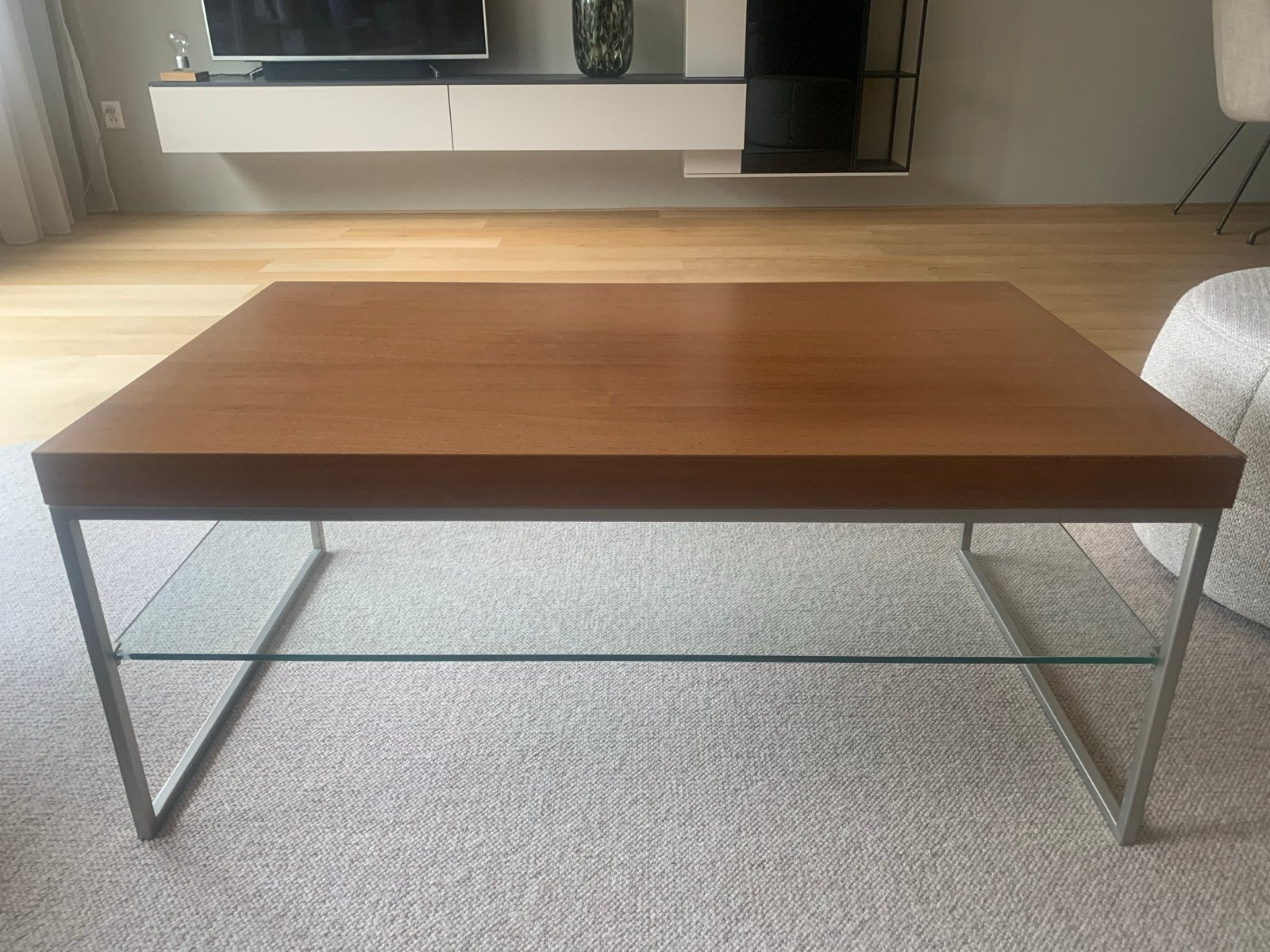 BoConcept Salontafel met Fineer, Glas en Chroom Onderstel, Huis en Inrichting, Ophalen, Gebruikt, 100 tot 150 cm, 50 tot 100 cm
