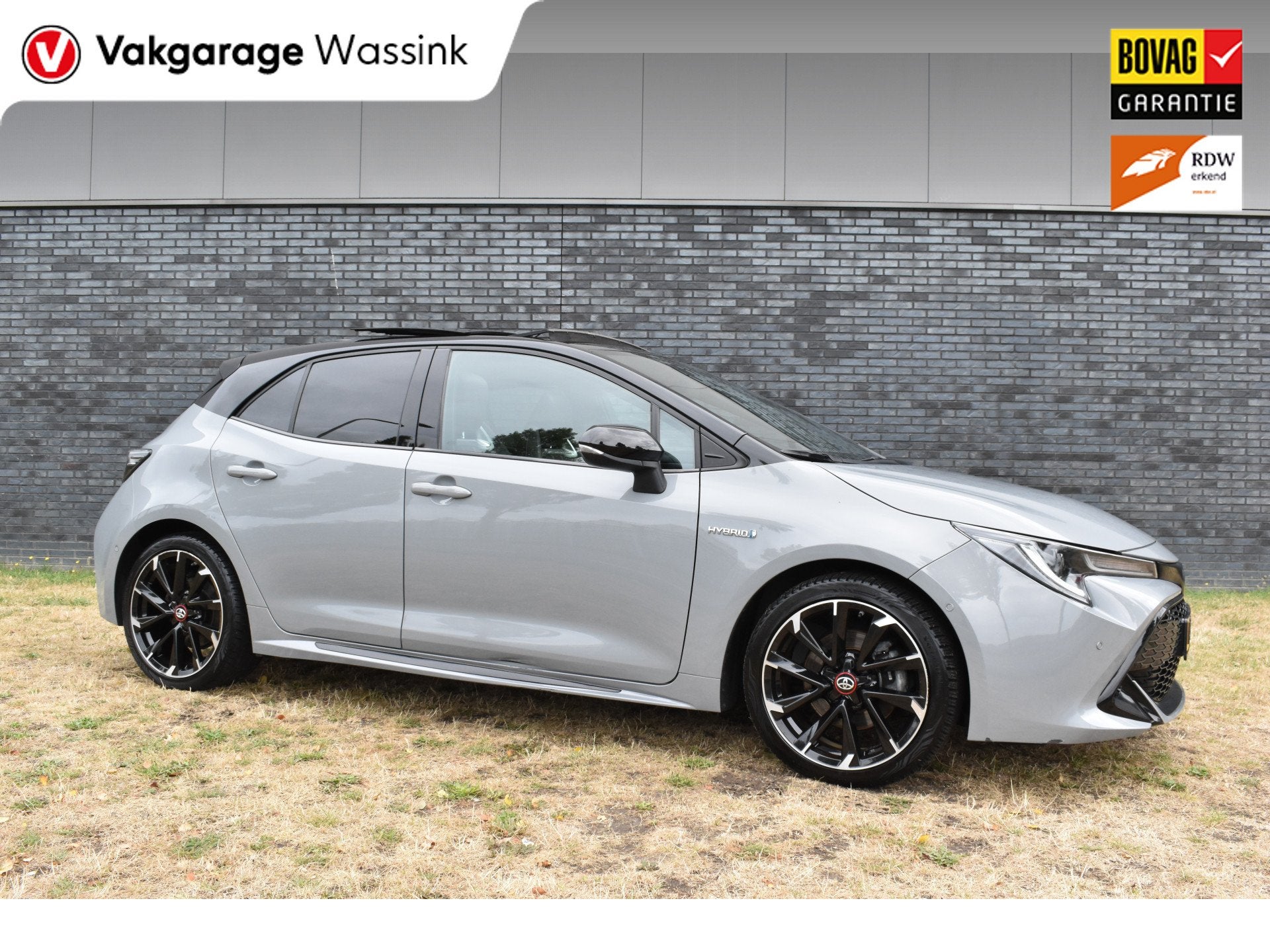Toyota Corolla 2.0 Hybrid GR-Sport Plus Pano Bi-tone Automaa, Auto's, 450 kg, Gebruikt, 4 cilinders, Origineel Nederlands