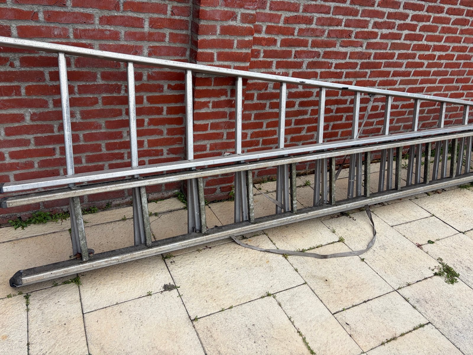 Zarges uitschuifbare ladder - 4 meter of meer, Doe-het-zelf en Verbouw, Gebruikt, Ophalen of Verzenden, Ladder, Opvouwbaar of Inschuifbaar