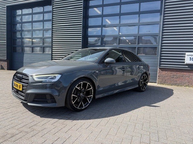 Audi A3 Limousine 30 TFSI Advance Sport S-Line Carplay Trekh, Auto's, Audi, Voorwielaandrijving, Gebruikt, Euro 6, 116 pk