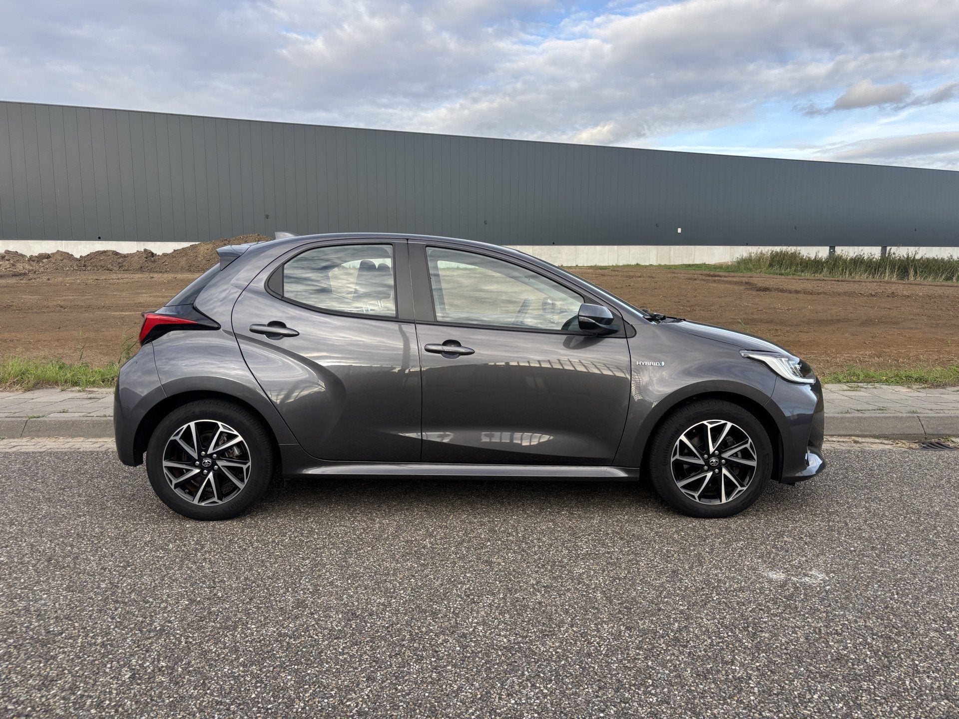 Toyota Yaris 1.5 Hybrid Dynamic Achteruitrijcamera / Cruise, Euro 6, 450 kg, 49 €/maand, Bedrijf