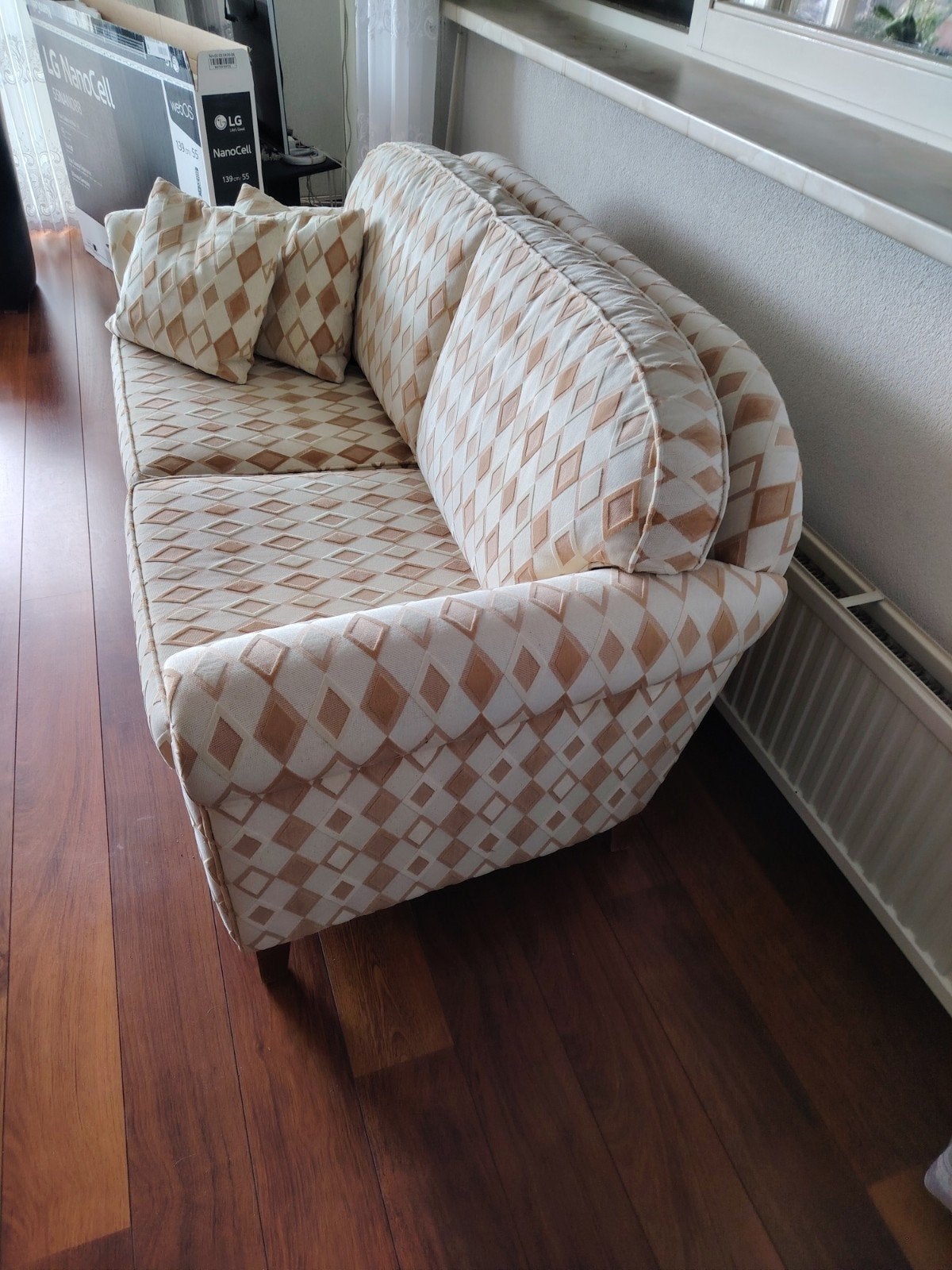 Mooie 2 zits bank, Ophalen, 150 tot 200 cm, Tweepersoons, 75 tot 100 cm