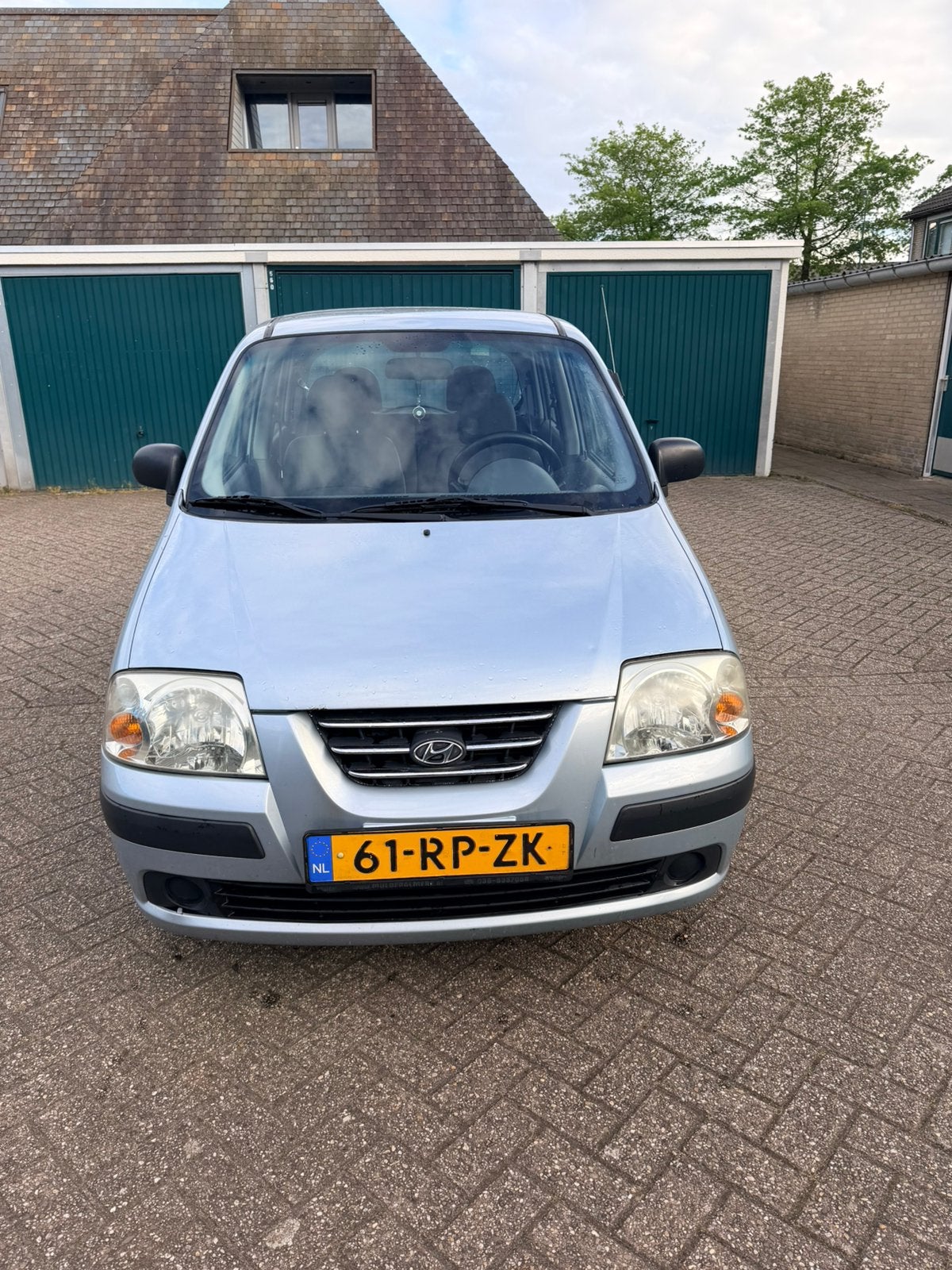 Hyundai Atos 1.1 2005 Grijs, Auto's, Voorwielaandrijving, 31 €/maand, 4 cilinders, Origineel Nederlands
