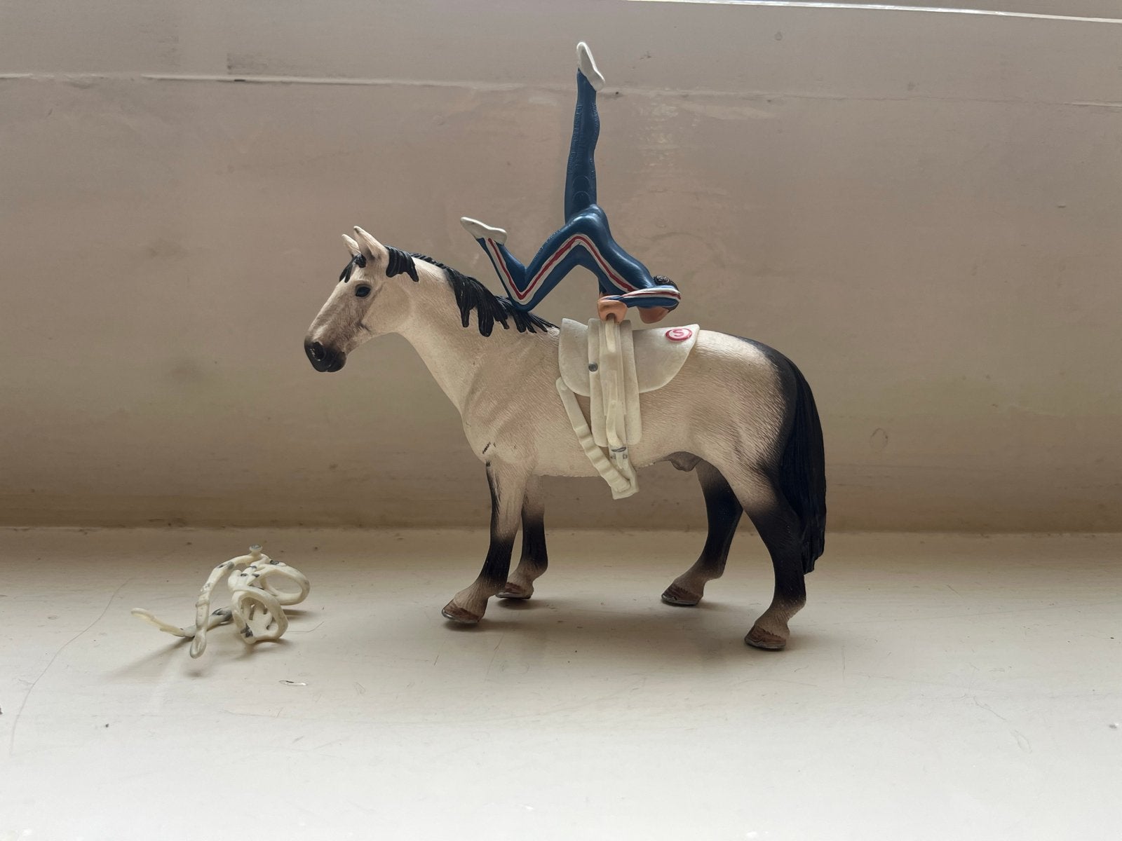 Schleich Voltige Set - Paard met Voltigier, Ophalen of Verzenden, Zo goed als nieuw