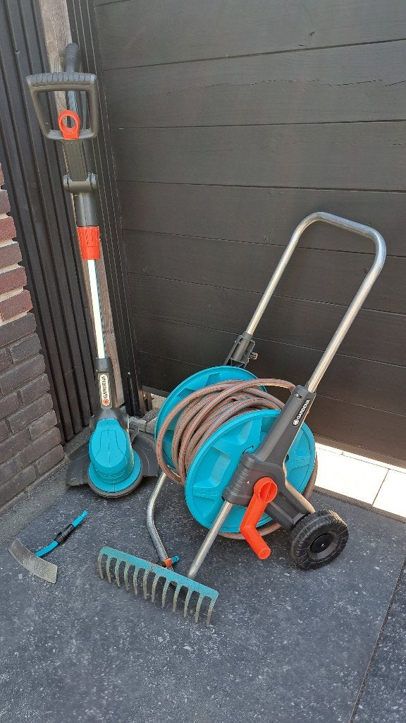 Gardena trimmer, slangenwagen, schoffel, hark, Ophalen, Gebruikt, Hark, Gardena