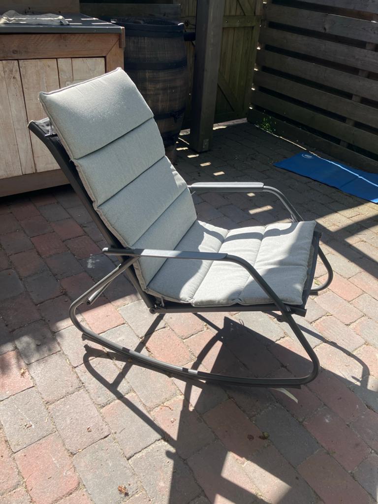 Comfortabele verstelbare tuinstoel met kussen, Tuin en Terras, Tuinstoelen, Gebruikt, Metaal, Verstelbaar, Ophalen
