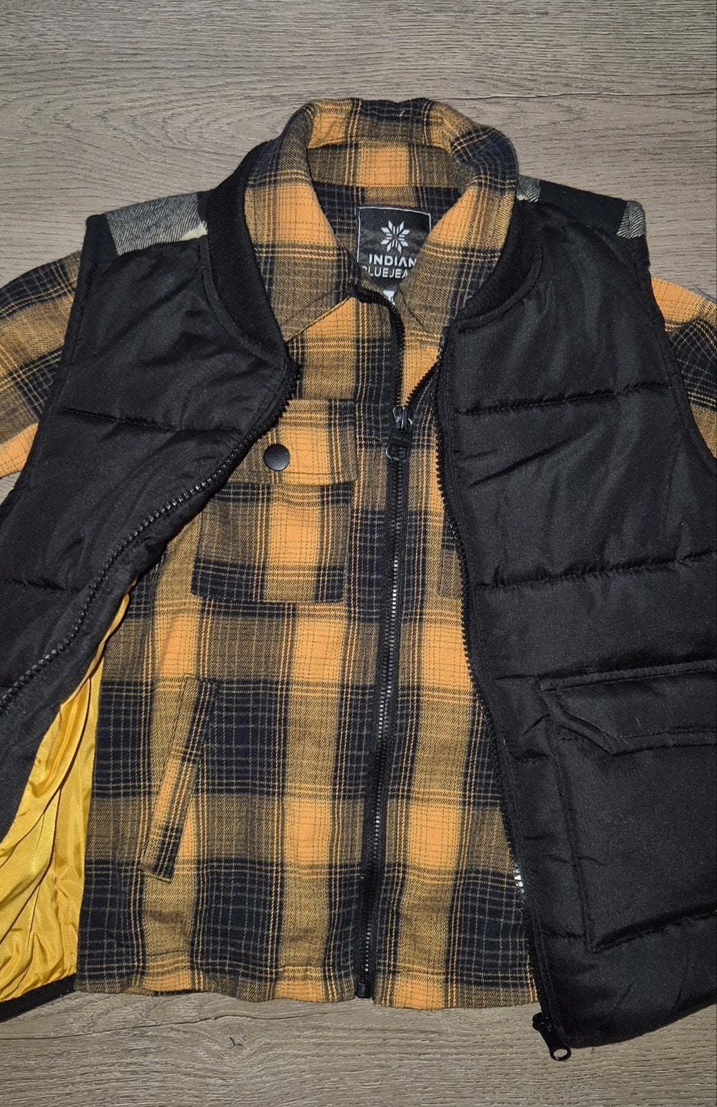 Vingino Bodywarmer & Indian Bluejeans blouse 116, Ophalen of Verzenden, Zo goed als nieuw, Vingino, Jongen