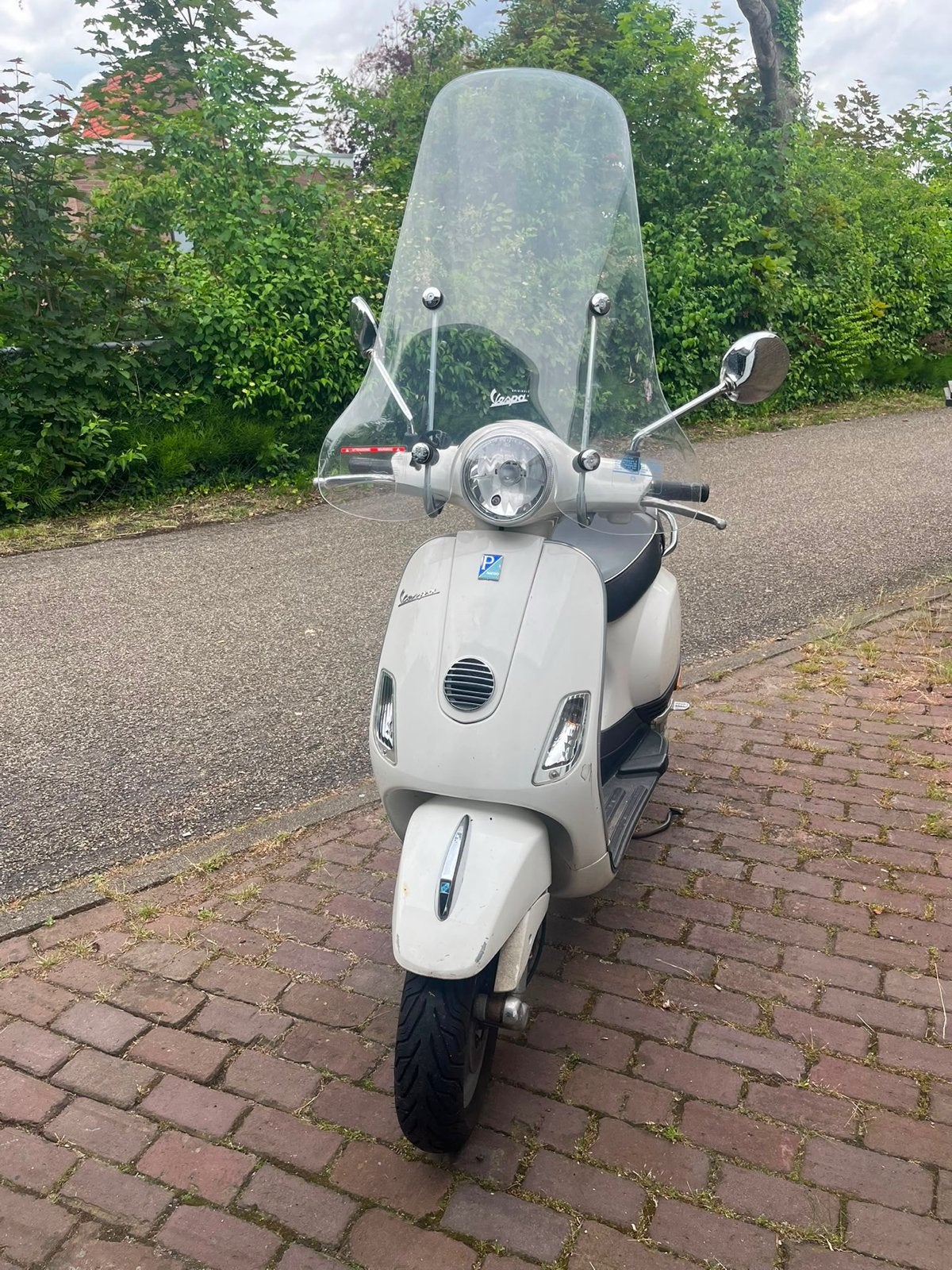 Vespa LX 50 - Witte Scooter met Windscherm, Ophalen, Gebruikt, Benzine, Vespa
