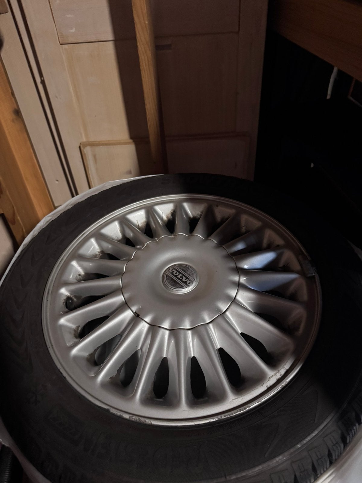 Volvo lichtmetalen velgen S40 / V40 (eerste generatie), Ophalen