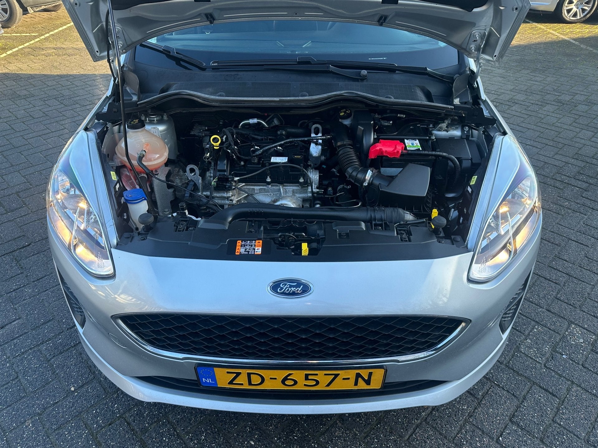 Foto 12 van Ford Fiesta 1.1 Trend , navigatie , airco