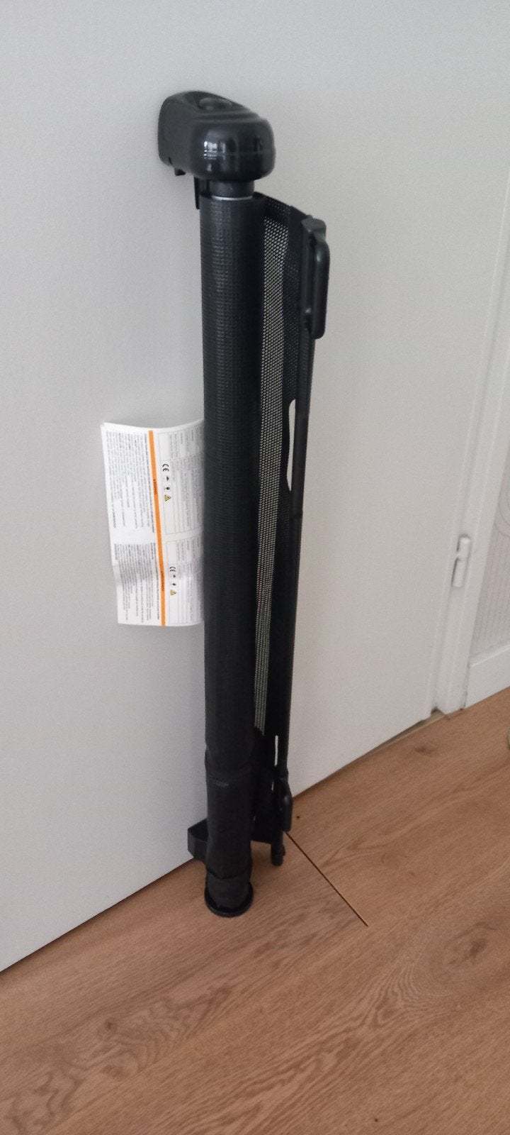 oprolbaar hekje met kattenluik, Kinderen en Baby's, Traphekjes, Ophalen, Overige materialen, Nieuw, 100 tot 115 cm