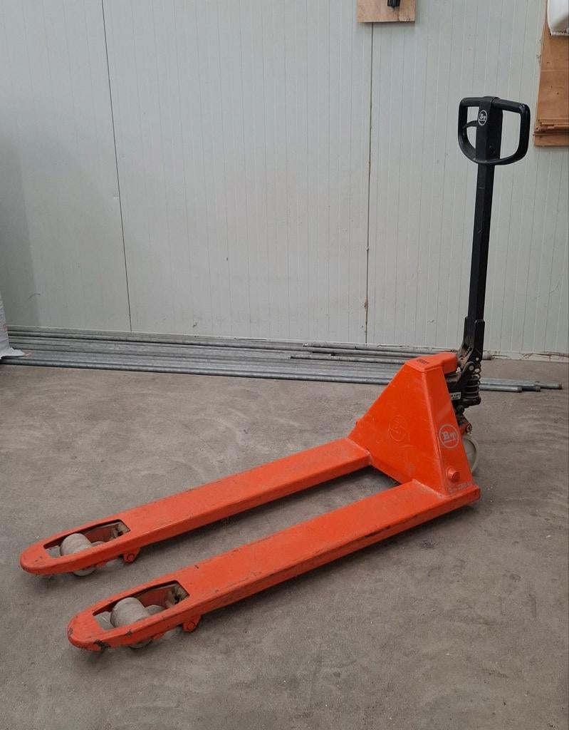 BT Quicklifter pompwagen palletwagen 2,5 ton Festool, Ophalen