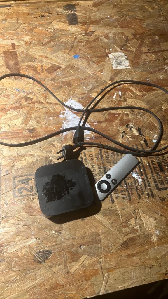 Apple TV 3e generatie A1427 met afstandsbediening, Ophalen of Verzenden, Gebruikt, HDMI, Zonder harde schijf