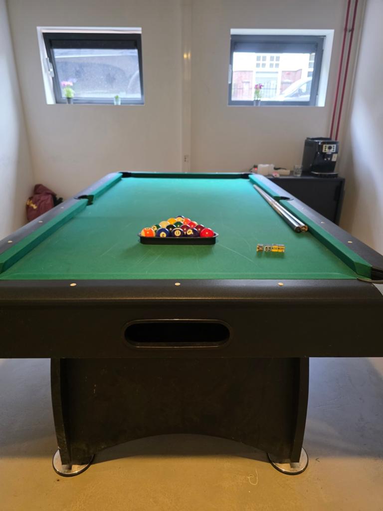 Oude wedstrijdtafel, weinig gebruikt., Sport en Fitness, Ophalen of Verzenden, Gebruikt, Pooltafel
