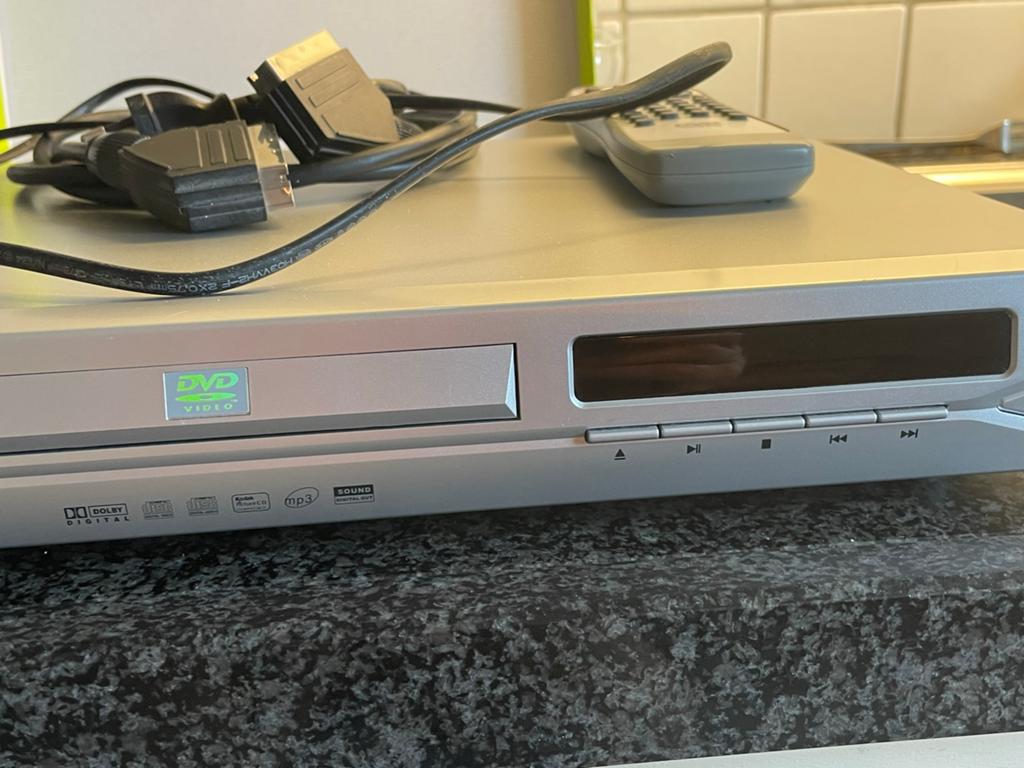 Daytek DVD Speler met Afstandsbediening en Kabels, Ophalen of Verzenden, Zo goed als nieuw, Dvd-speler, Overige merken