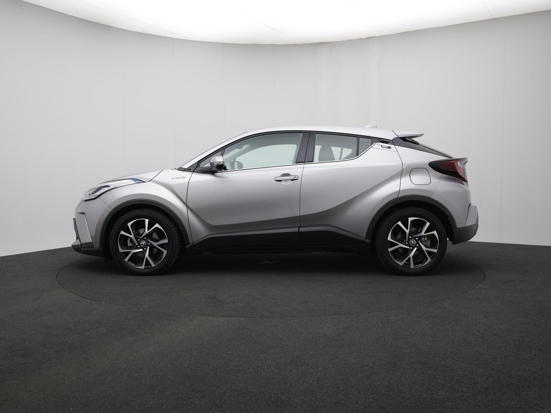 Toyota C-HR 2.0 Hybrid Dynamic (bj 2021, automaat), Auto's, 12 maanden, Stof, 4 cilinders, Origineel Nederlands