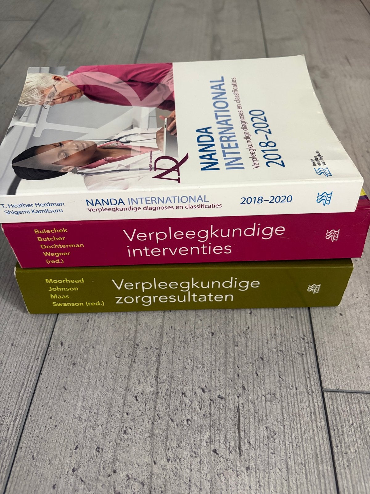 Hbo- Verpleegkunde boeken (NIC) (NOC) (NANDA) - Studieboek, Boeken, Ophalen of Verzenden, Gamma, Gelezen, HBO