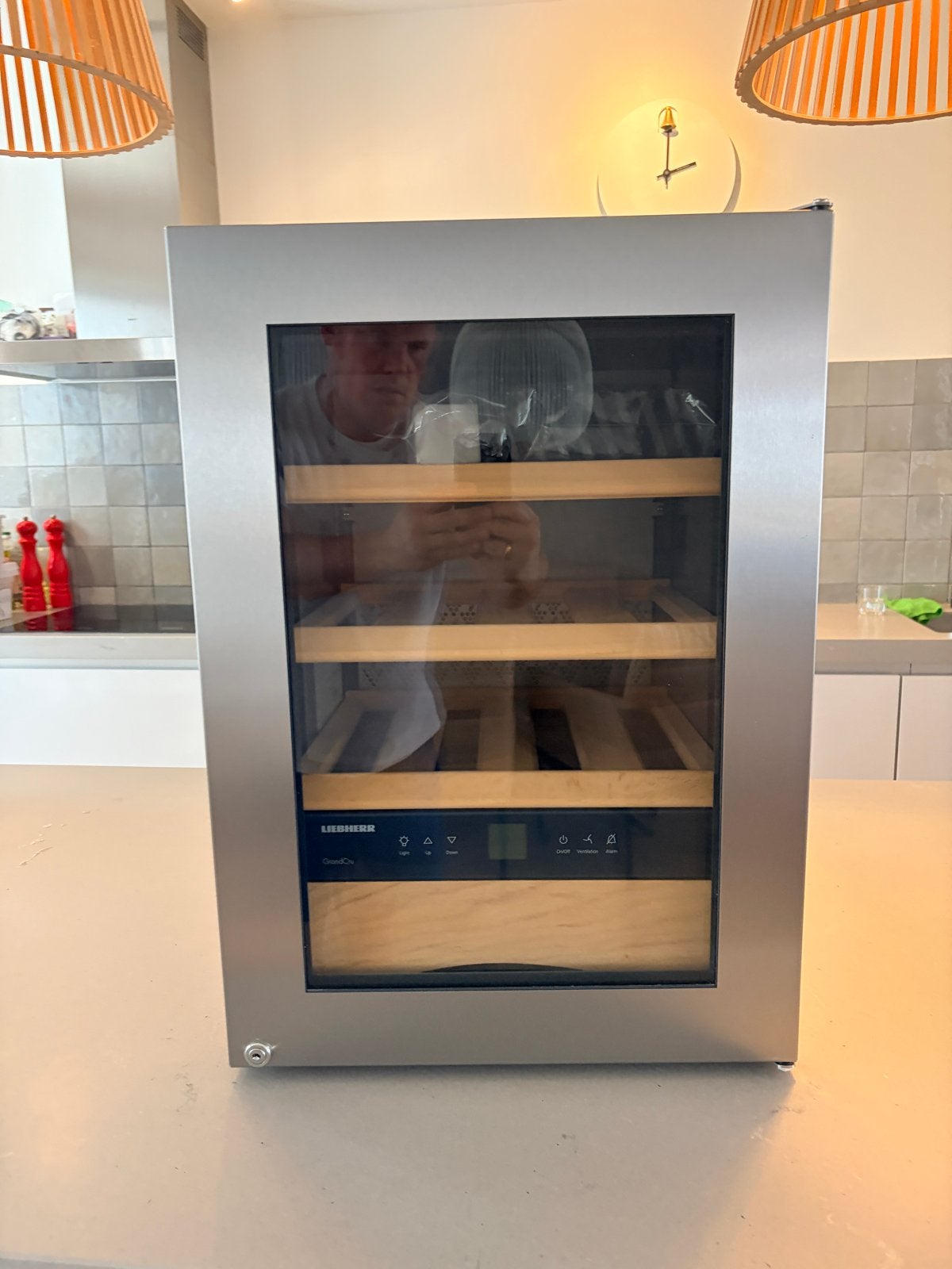 Liebherr WKes 653 Wijnklimaatkast GrandCru, Zonder vriesvak, 75 tot 100 liter, Zo goed als nieuw, 45 tot 60 cm